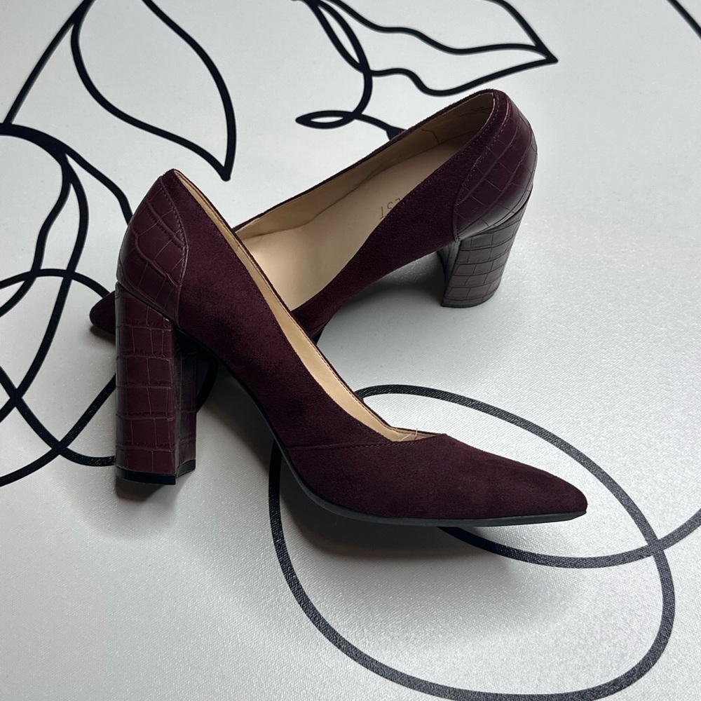 Nine West Dark Burgundy Croc-Embossed Heels